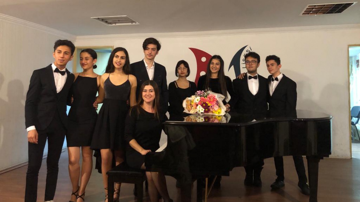 Manisa Güzel Sanatlar Lisesi-Özlem KAPLAN ''Piyano Sınıfı Dinletisi''